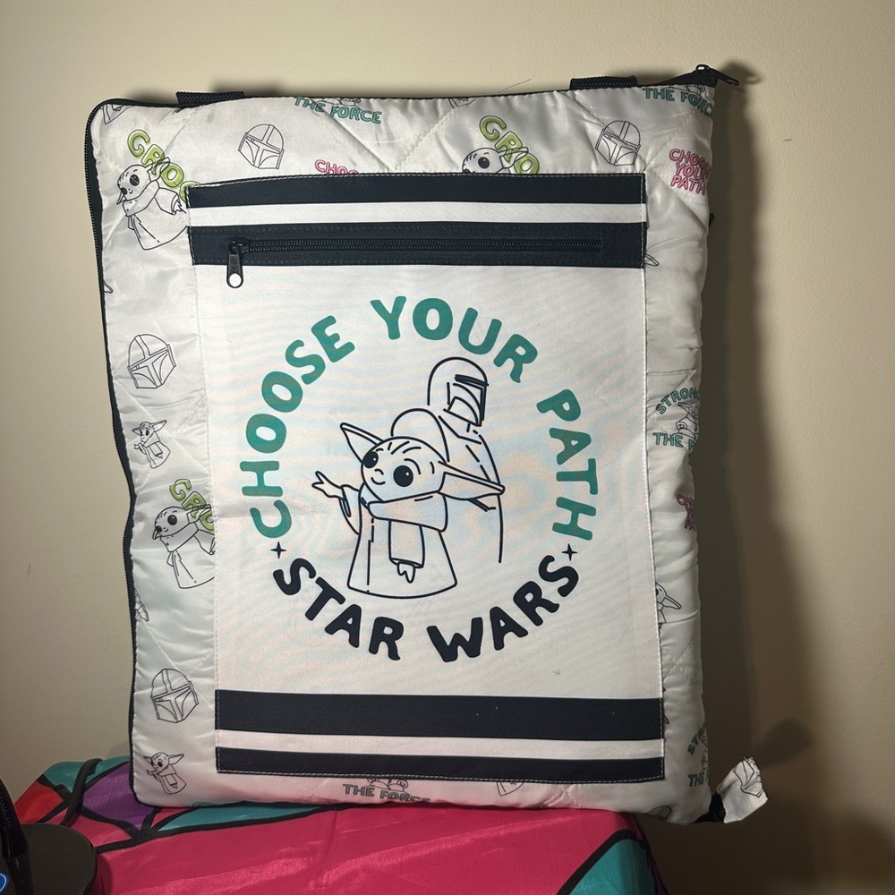 NWT - Star Wars blanket.